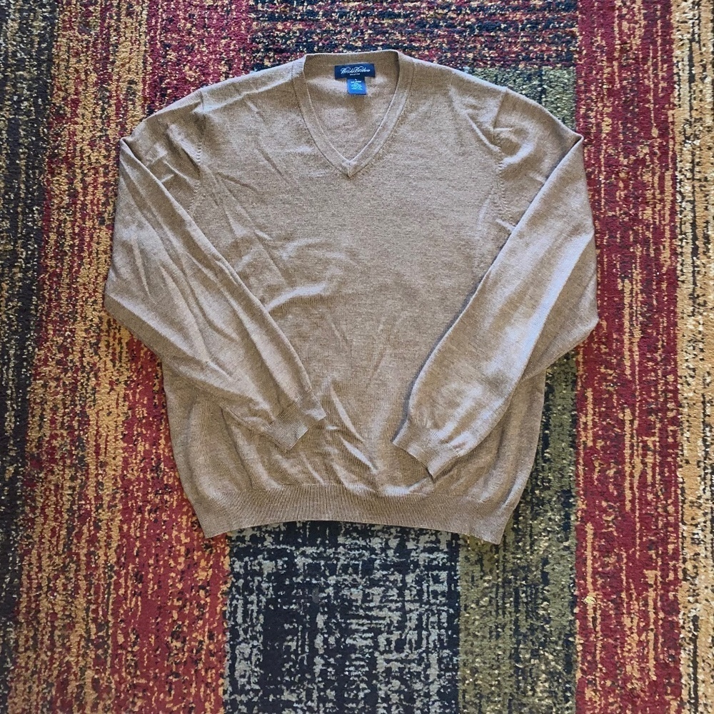 Brooks brothers size large 88% merino wool sweater